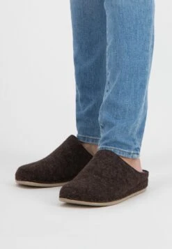 AT HOME - Hausschuh - Brown