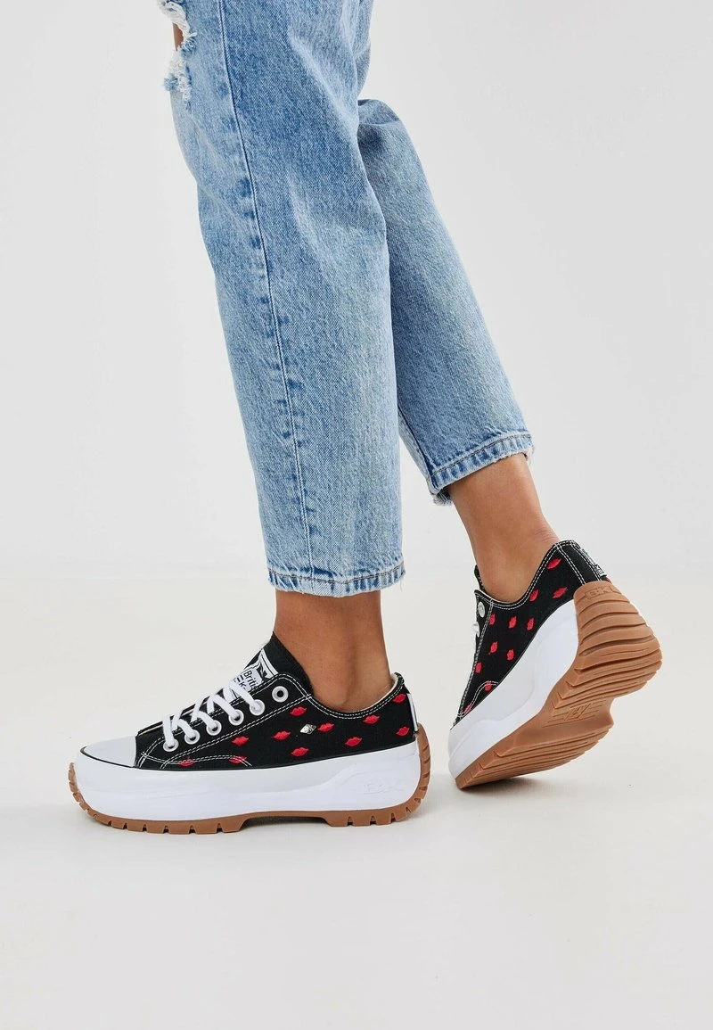 British Knights KAYA LOW FLY - Sneaker Low - Black/red Lips